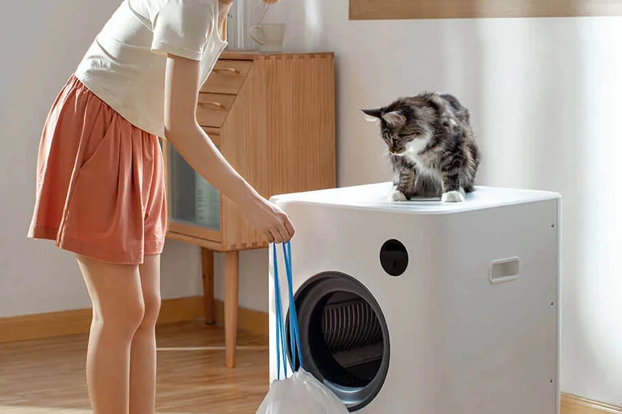 best litter boxes to control odor